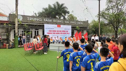 Trường Tiểu học Phương Chiểu tham dự Lễ khai mạc giải bóng đá nhi đồng U10 TP Hưng Yên năm 2023